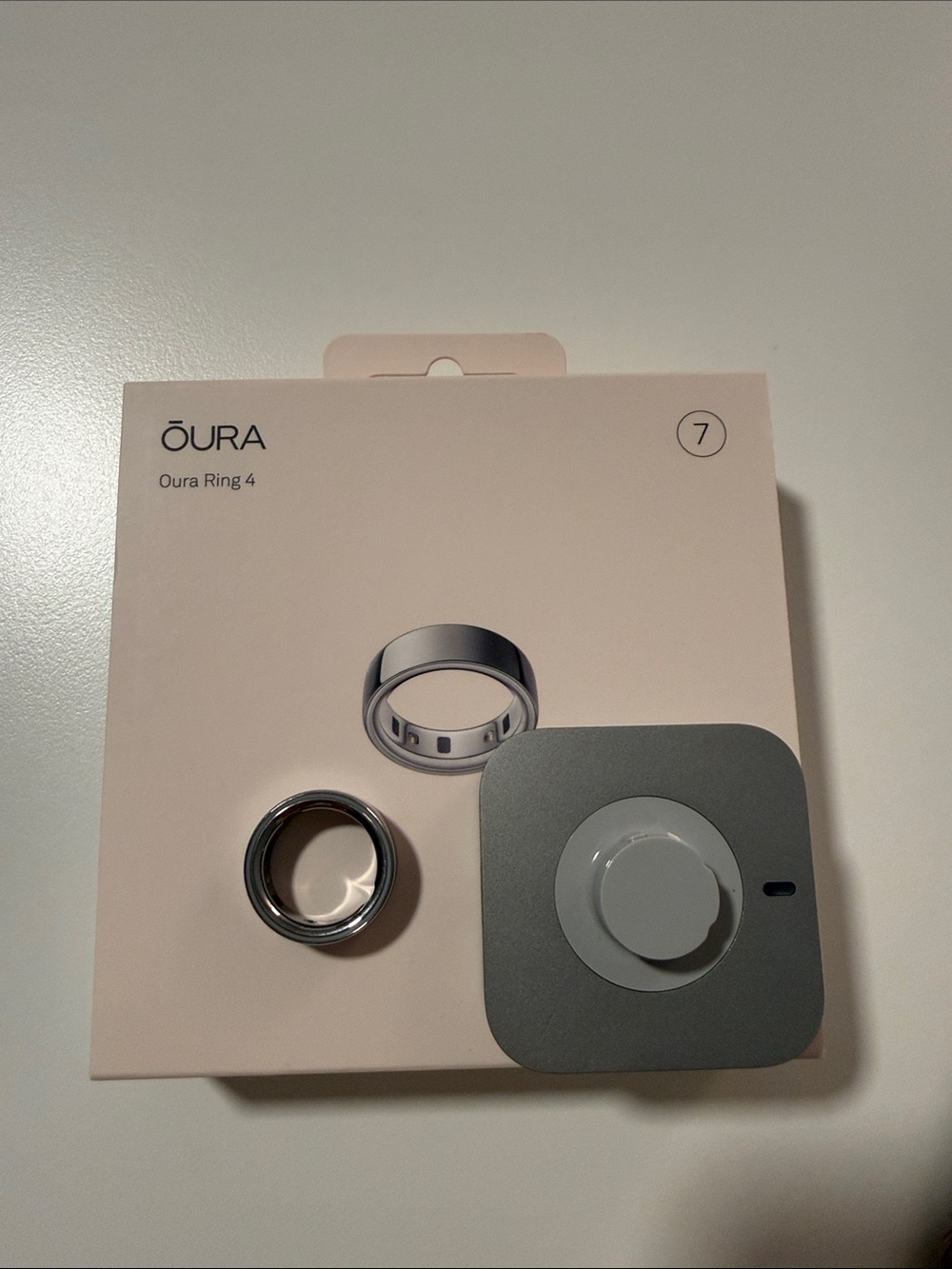 Oura Ring 4 (Silver) Metallic Smart Ring size 7